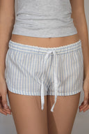 Shorts with drawstring