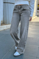 Low waist jeans