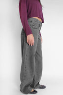 Wide-leg pants