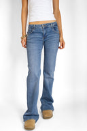 Low waist flared jeans