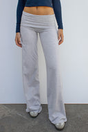 Wide-leg pants with cuffs
