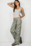 Wide-leg pants